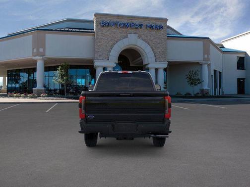 2025 Ford F-350 Platinum