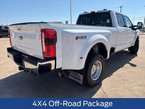 2025 Ford F-350 Lariat Super Duty