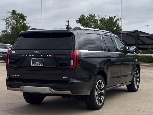 Dark Matter Gray Metallic 2026 Ford Expedition Max Platinum