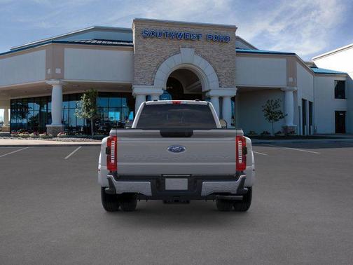 2025 Ford F-350 XLT
