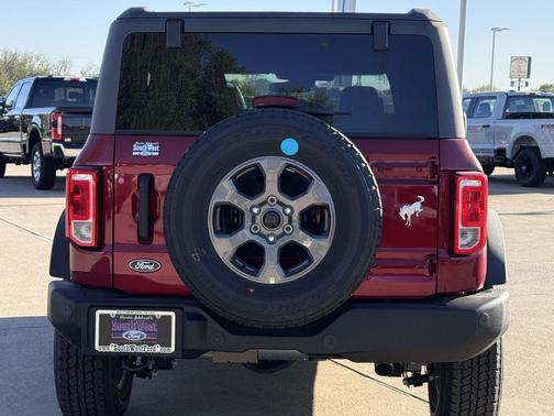 Ruby Red Met Tinted CC 2026 Ford Bronco Big Bend