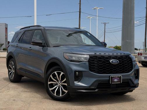 Vapor Blue 2025 Ford Explorer ST-Line