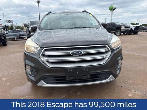 Magnetic 2018 Ford Escape SE