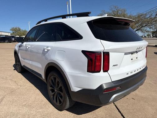 2022 Kia Sorento SX
