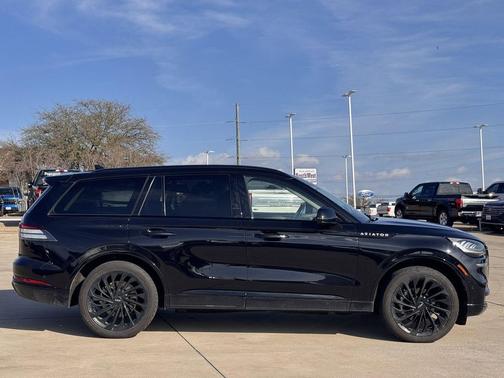 2023 Lincoln Aviator Reserve AWD