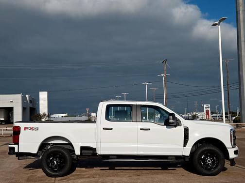 2024 Ford F-250 XL
