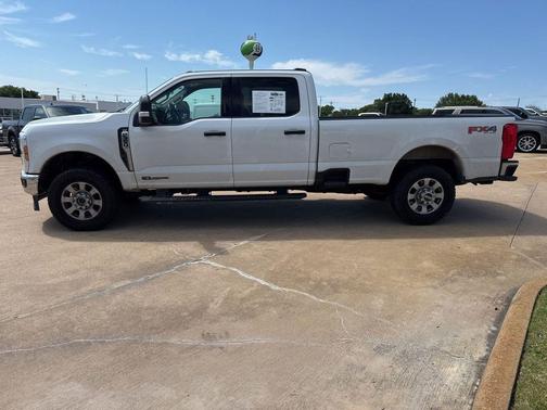 OXFORD WHITE 2024 Ford F-350 XLT
