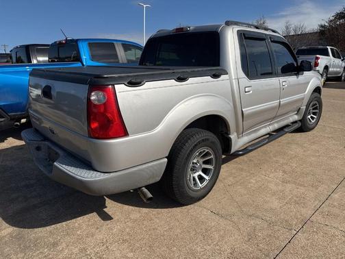 2002 Ford Explorer Sport Trac 