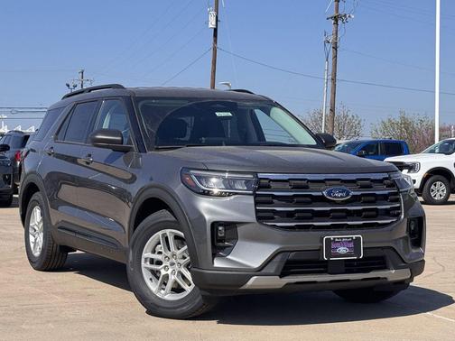 Carbonized Gray Metallic 2026 Ford Explorer Active