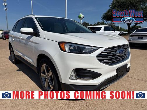 White Metallic 2022 Ford Edge SEL