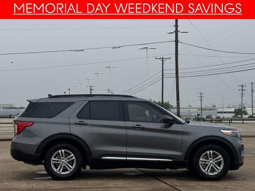CARBONIZED GRAY METALLIC 2024 Ford Explorer XLT