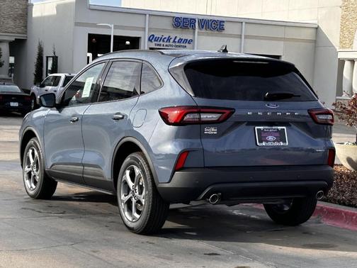 2026 Ford Escape ST-Line Select