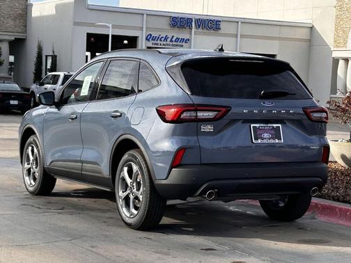2026 Ford Escape ST-Line Select