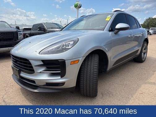2020 Porsche Macan Base