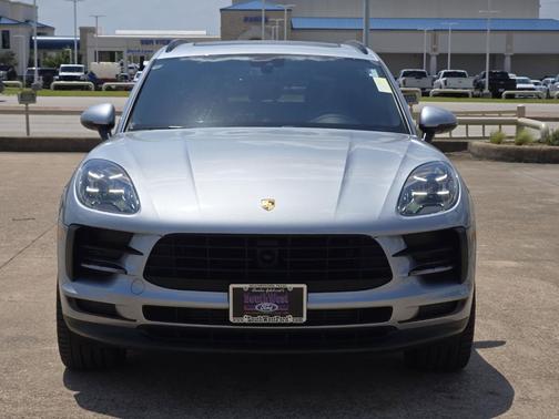 2020 Porsche Macan Base