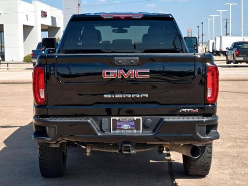 2023 GMC Sierra 2500 AT4