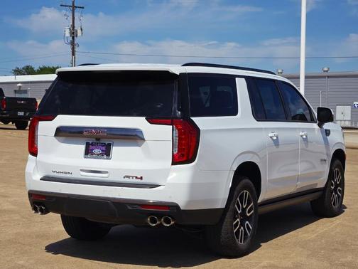 2024 GMC Yukon XL AT4