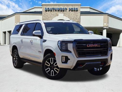 2024 GMC Yukon XL AT4