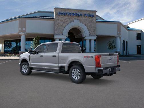 2025 Ford F-250 XLT