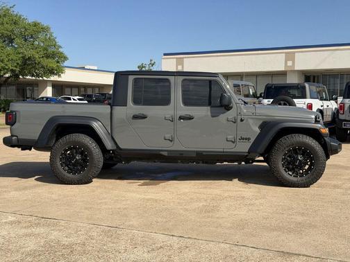 Sting-Gray Clearcoat 2021 Jeep Gladiator Sport
