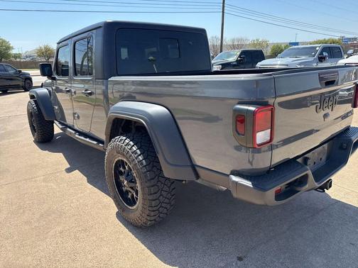 Sting-Gray Clearcoat 2021 Jeep Gladiator Sport