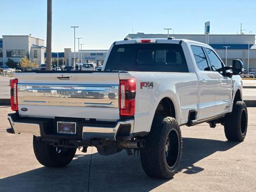 2023 Ford F-350 King Ranch