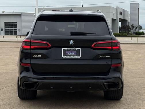 Black Sapphire Metallic 2020 BMW X5 xDrive40i
