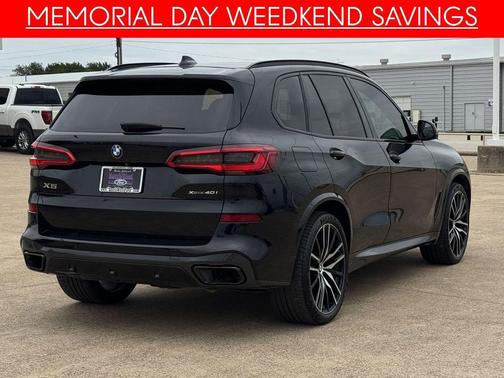 Black Sapphire Metallic 2020 BMW X5 xDrive40i