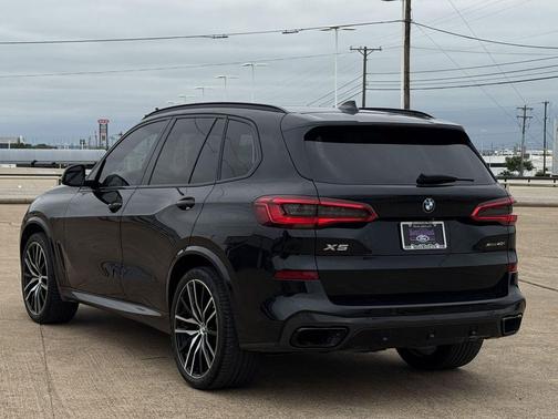 Black Sapphire Metallic 2020 BMW X5 xDrive40i