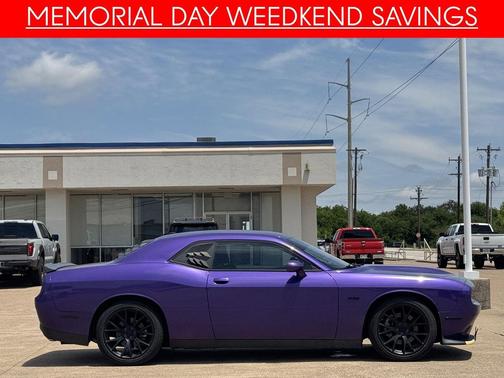 Plum Crazy Pearlcoat 2023 Dodge Challenger R/T