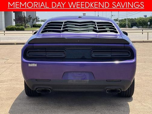 Plum Crazy Pearlcoat 2023 Dodge Challenger R/T