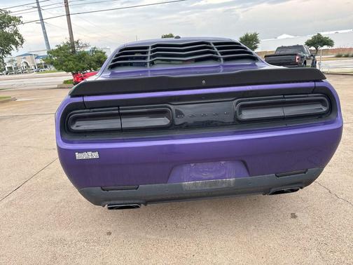 Plum Crazy Pearlcoat 2023 Dodge Challenger R/T