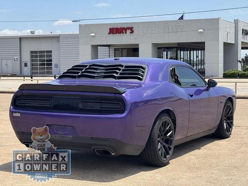 Plum Crazy Pearlcoat 2023 Dodge Challenger R/T
