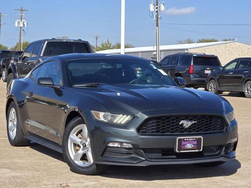 2015 Ford Mustang V6