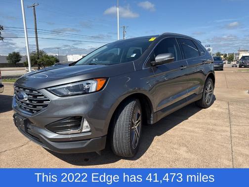 2022 Ford Edge Titanium