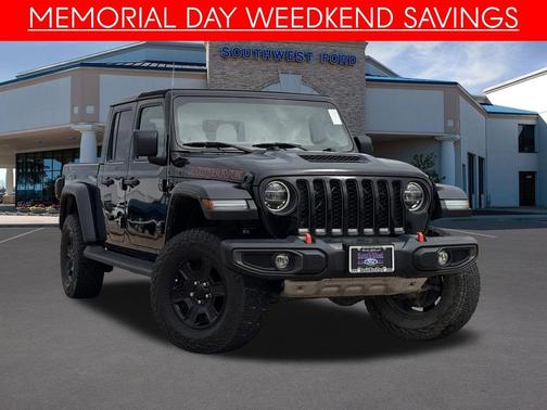 Black Clearcoat 2022 Jeep Gladiator Mojave
