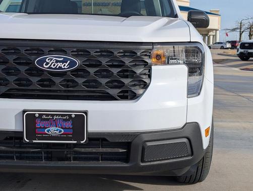 Oxford White 2026 Ford Maverick XL
