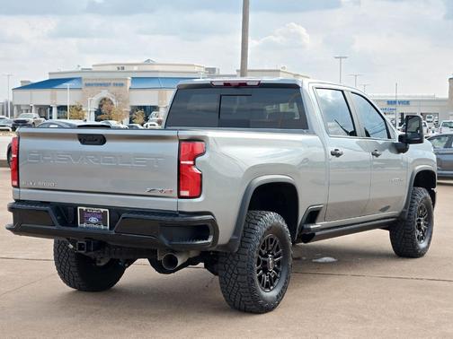 2025 Chevrolet Silverado 2500 ZR2