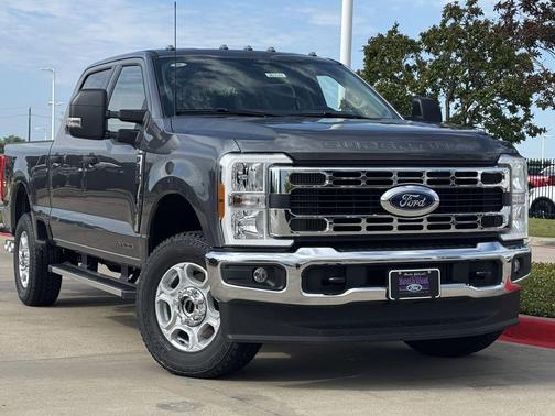 Carbonized Gray Metallic 2026 Ford F-250 XLT