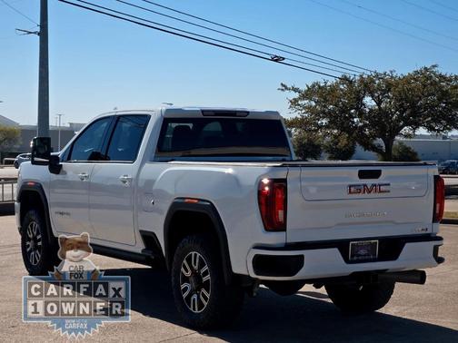 2022 GMC Sierra 2500 AT4