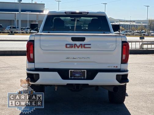 2022 GMC Sierra 2500 AT4