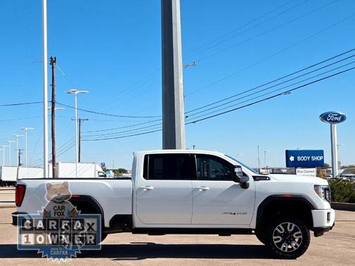 2022 GMC Sierra 2500 AT4