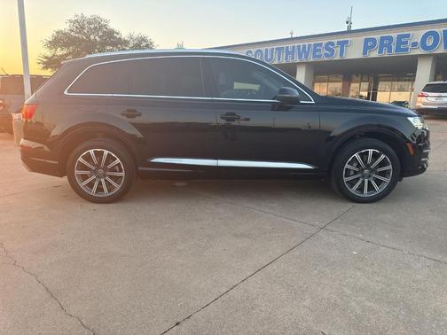 2017 Audi Q7 3.0T Premium Plus