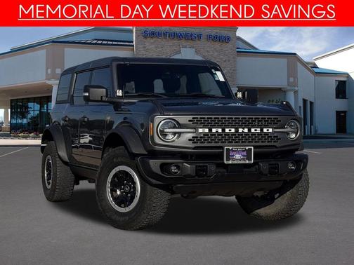 CARBONIZED GRAY METALLIC 2023 Ford Bronco Badlands