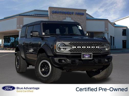CARBONIZED GRAY METALLIC 2023 Ford Bronco Badlands