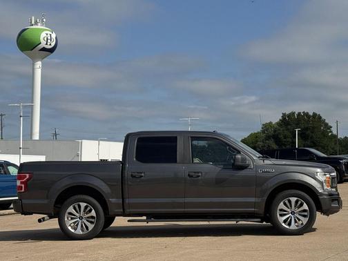 MAGNETIC 2018 Ford F-150 XL