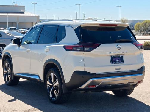 2021 Nissan Rogue Platinum