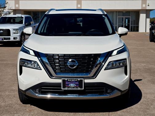 2021 Nissan Rogue Platinum