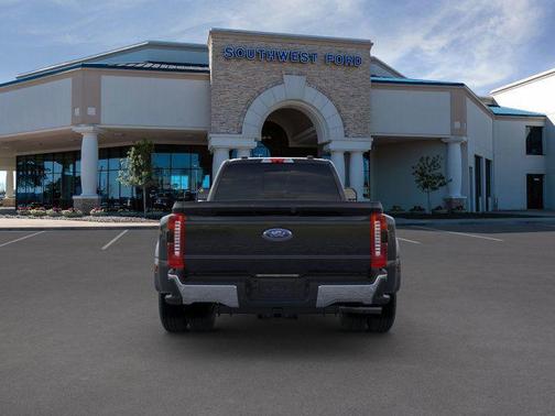 2025 Ford F-350 Lariat Super Duty