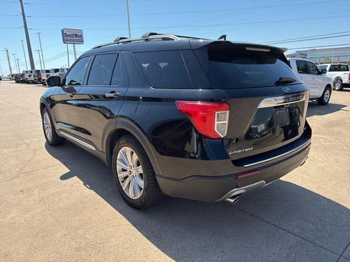 Black 2020 Ford Explorer Limited